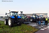 18-12-2019 Breda - Ook de ingang voor de vrachtwagens aan de achterkant van het distributiecentrum van JUMBO is door boeren geblokkeerd.  - Fotokrant