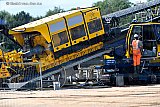 13-09-2023 Breda - De stroom voor de enorme boormachine komt van accus die zo groot zijn als een trailer. Deze worden elders opgeladen en komen vol naar Breda en gaan weer leeg weg. - Fotokrant