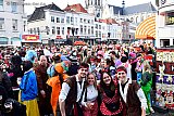 26-02-2022 Breda - De Grote Markt was dan ook al snel gevuld met feestvierders uit zowel t Kielegat als Rotterdam , Utrecht, Leiden, Dordrecht, Amsterdam en van nog verder.  - Fotokrant