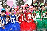 01-03-2019 Breda - Het carnaval is losgebarsten. Leerlingen van KBS De Zandberg gingen prachtig verkleed als M&Metjes over straat. - Fotokrant