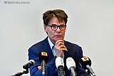 19-04-2021 Breda - In een speciaal belegde persconferentie legt Burgemeester Paul Depla uit dat hij op advies van de Politie en de GGD--GHOR vanwege de maatschappelijke onrust de vergunning niet aan  het fieldlab test-event 538 Oranjedag kan verlenen.  - Fotokrant