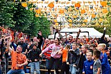 02-07-2024 Breda -  Vreugde na de overwinning van Oranje op Roemenie in De Oranjestraat van Breda. 0-3. - Fotokrant