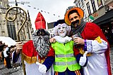 10-02-2019 Breda - Zwarte Klaas en Witte Piet konden het prima vinden met deze Chinese Klaas. - Fotokrant