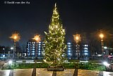 10-01-2023 Breda - Driekoningen is inmiddels al voorbij maar op winkelcentrum Heksenwiel staat de kerstboom nog te schitteren. - Fotokrant