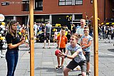 31-07-2022 Breda - Voor het stadion konden kinderen met dit spelletje ontdekken hoe snel hun reactievermogen was. - Fotokrant