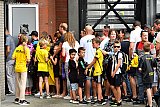 31-07-2022 Breda - Kinderen moesten wel veel geduld hebben en lang in de rij staan voordat ze een handtekening konden scoren. - Fotokrant