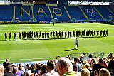 28-09-2025 - In het stadion werden spelers en staf voorgesteld door Ronald Strater. - Fotokrant