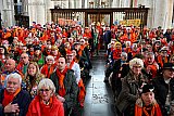 01-02-2026 Breda - De kerk zat tjokvol met z'n 800 verklede carnavalsvierders.  - Fotokrant