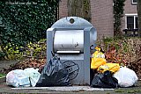 10-01-2019 Breda - In de stad wonen heel wat mensen die maar niet begrijpen dat het afval in de ondergrondse containers moet en niet ernaast. - Fotokrant