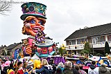 11-02-2024 Prinsenbeek - CV Geen Idee komt voorbij met de Boemeldonckse Ploatenparade. - Fotokrant