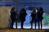 11-11-2020 Breda  - Rond de Vlimmerenstraat kamt een speciaal Arrestatieteam van de DSI de woonwijk uit.
 - Fotokrant