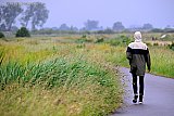 08-06-2026 Breda - Het is herfst in de lente en regenjassen kunnen weer uit de kast. - Fotokrant
