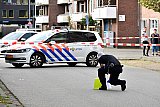 09-08-2019 Breda -De recherche onderzocht de afgedekte sporen op straat. - Fotokrant