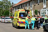 19-08-2019 Breda - Hulpverleners komen massaal ter plaatse. In de Bilderdijkstraat staan wel 7 politieauto’s. - Fotokrant