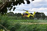 05-07-2023 Breda - Tijdens storm Poly is aan de Rietdijk een traumahelikopter geland om hulp te bieden aan een vrouw die onder een vallende boom terecht was gekomen. - Fotokrant
