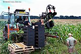 27-08-2026 Breda - Aan de rand van de Haagse Beemden is Suikermais geoogst. Dit gebeurt niet met een maiskneuzer maar per rij met dit apparaat dat aan de zijkant van een tractor is gemonteerd. - Fotokrant