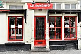 13-10-2025 Breda - Tapas restaurant La Cubanita is gesloten. Voor de ramen hangen briefjes waarop staat dat een conflict met de verhuurder de oorzaak is en men voorgoed gsloten is. - Fotokrant