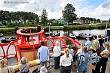 23-08-2024 Breda - Aan de rand van Belcrum Beach is op rivier de Mark kunstwerk De Veerman geopend. - Fotokrant