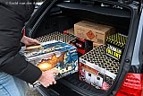 29-12-2025 Breda - Met name veel siervuurwerk ging in de kofferbak mee naar huis. - Fotokrant