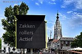 20-07-2022 Breda - In de binnenstad zijn zakkenrollers actief. De gemeente waarschuwt bezoekers middels een tekstkar. - Fotokrant